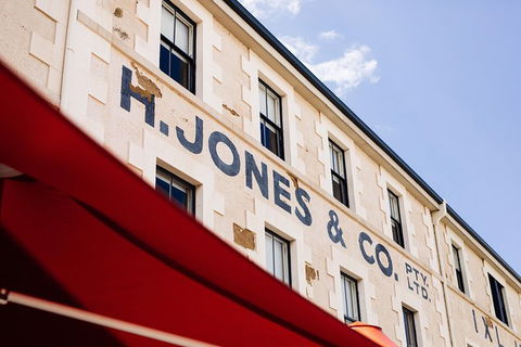 A Sommelier Guided Tour: Thursday Afternoon Wine Gin Cheese & Cocktails - Find Attractions 8