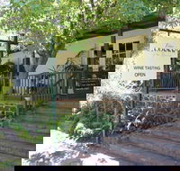 Barossa Valley Wineries Tour with Tastings and Lunch from Adelaide - Find Attractions