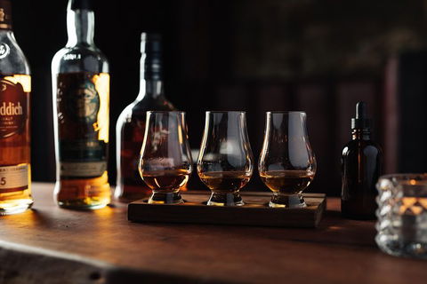 Adelaide Bar Boys Whiskey Tour - Find Attractions 0