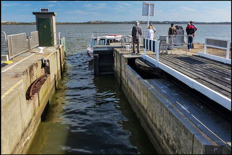 Coorong National Park Wildlife Cruise From Goolwa - Find Attractions 4