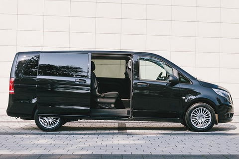 Adelaide Airport To Hotel Round-Trip Private Business Transfer - Find Attractions 1