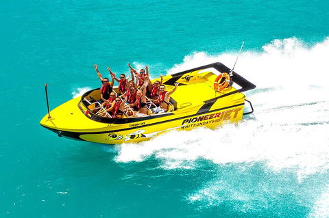 Airlie Beach Jet Boat Thrill Ride - Find Attractions 2
