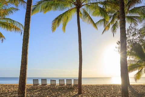 Port Douglas Round-Trip Transfer From Cairns With Free Time In Port Douglas - Find Attractions 1
