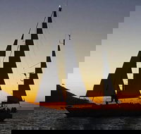 Magnetic Island Sunset Sail - Find Attractions