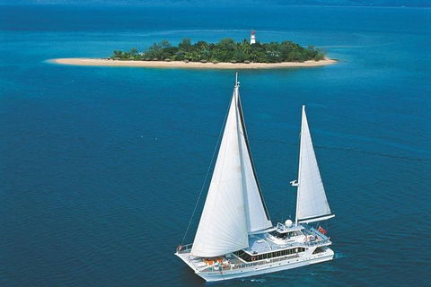 Wavedancer Low Isles Great Barrier Reef Sailing Cruise From Palm Cove - Find Attractions 1