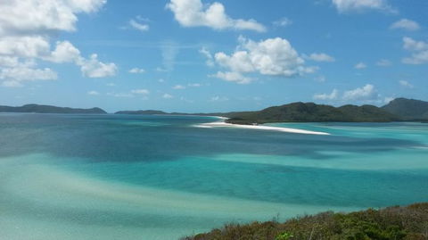 Whitehaven Beach And Hill Inlet Chill And Grill - Find Attractions 2