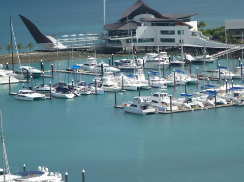 Whitehaven Beach And Hamilton Island Cruise - Find Attractions 3
