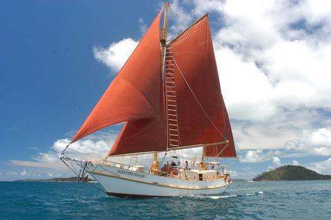2-Day Whitsundays Sailing Adventure: Alexander Stewart - Find Attractions 1