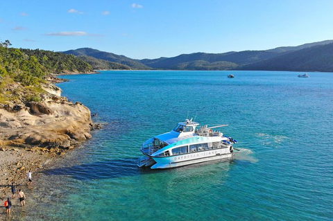 Whitsunday Island Boat Adventure - Find Attractions 6