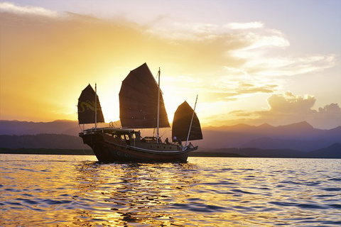 Shaolin Sunset Sailing Aboard Authentic Chinese Junk Boat - Find Attractions 4