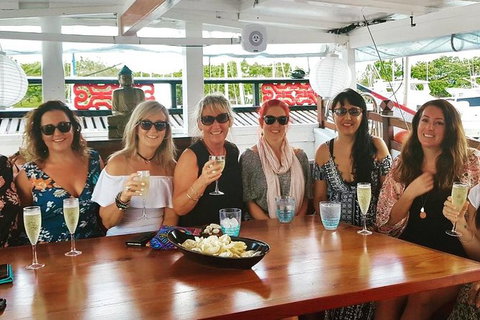 Shaolin Sunset Sailing Aboard Authentic Chinese Junk Boat - Find Attractions 3