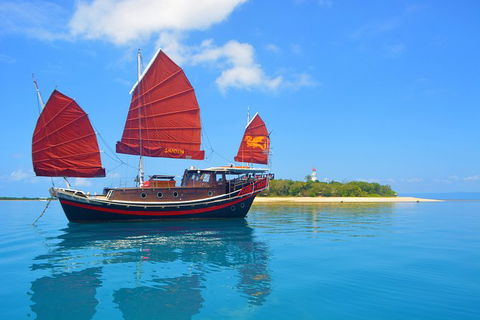 Low Island Snorkelling Private Charter Aboard Authentic Chinese Junk Boat - Find Attractions 4