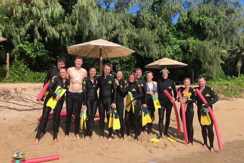 Low Island Snorkelling Private Charter Aboard Authentic Chinese Junk Boat - Find Attractions 5