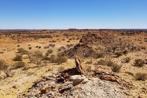 Chambers Pillar And Rainbow Valley 1 Day 4WD Tour - Find Attractions 15