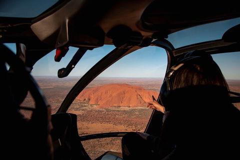 Uluru Helicopter Flights - Find Attractions 4