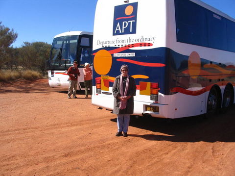 Uluru (Ayers Rock) To Alice Springs One-Way Shuttle - Find Attractions 5