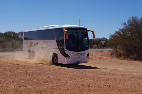 Uluru (Ayers Rock) To Alice Springs One-Way Shuttle - Find Attractions 3
