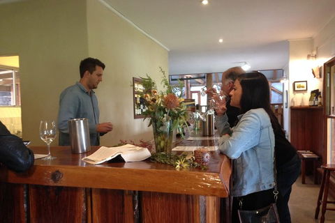 Hunter Valley Private Tour Including Wine, Chocolate, Cheese, Vodka, Gin Tasting - Find Attractions 19