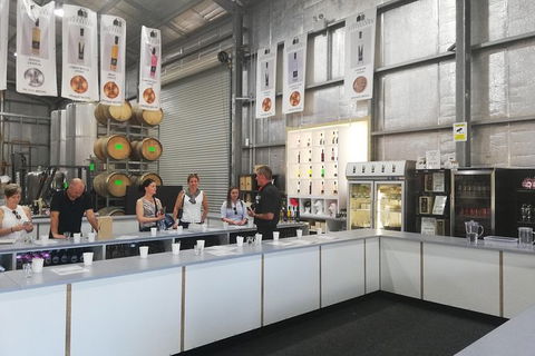 Hunter Valley Private Tour Including Wine, Chocolate, Cheese, Vodka, Gin Tasting - Find Attractions 15
