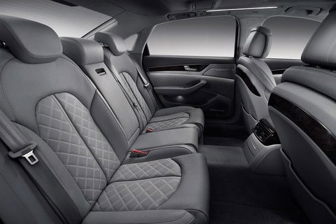 Arrival Private Transfer Sydney Airport SYD To Sydney By Business Class Car - Find Attractions 3