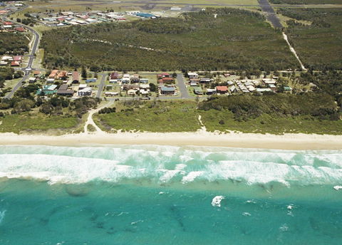 Airforce Beach - Find Attractions 2
