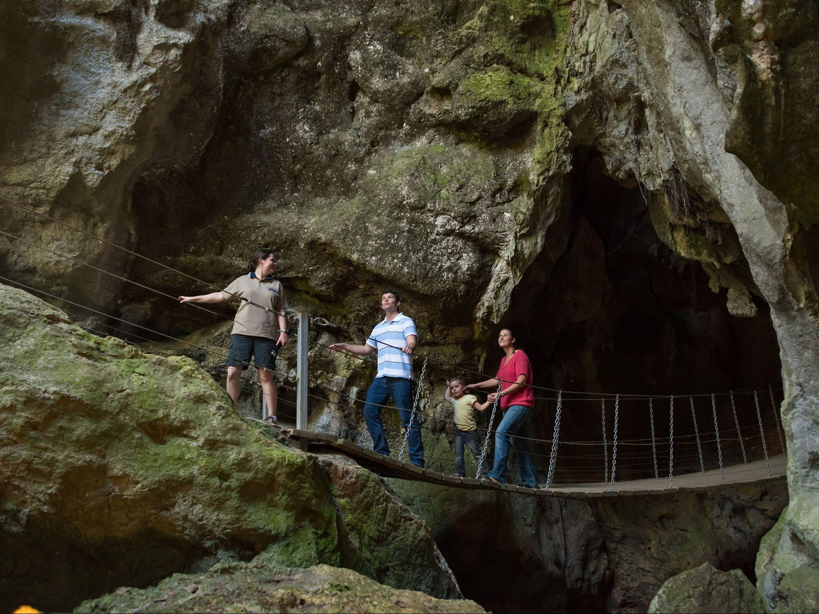  Find Attractions