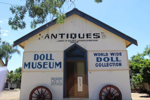 Gerogery Doll Museum - Find Attractions 0