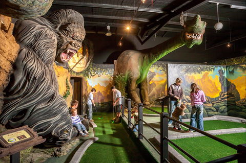 Gold Rush Mini Golf - Find Attractions 0