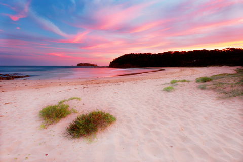 McKenzies Beach - Find Attractions 0
