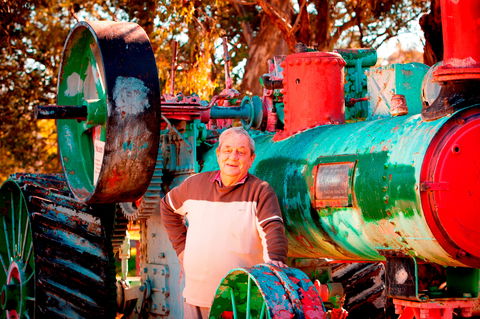 Oaklands Vintage Machinery Museum - Find Attractions 0