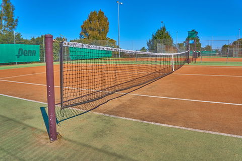Raworth Tennis Centre - Find Attractions 0