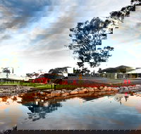 Savannah Visitor Plaza Taronga Western Plains Zoo Dubbo - Find Attractions