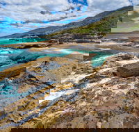 Singing Stones Beach - Find Attractions