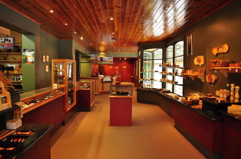 Wilderness Woodworks  Strahan - Find Attractions 0