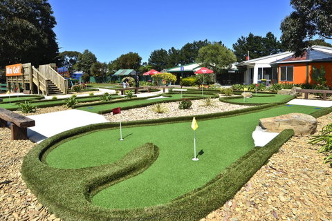 A Maze N Games - Find Attractions 2