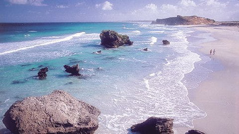 Dholuwuy Bay - Find Attractions 2