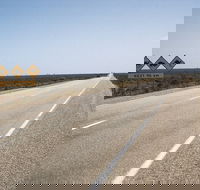 Eyre Highway - Find Attractions