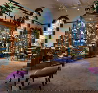 Gray Reid Gallery - Find Attractions