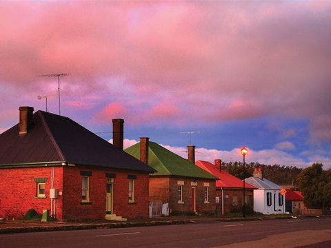 Heritage Highway - Find Attractions 1