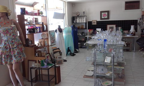 Hunters Haven Anglican Op Shop - Find Attractions 0