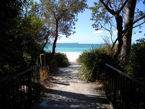 Greenfield Beach - Find Attractions 1
