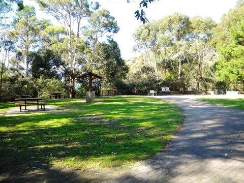Greenfield Beach - Find Attractions 2