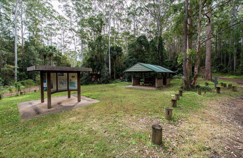 Gur-um-bee Picnic Area - Find Attractions 0