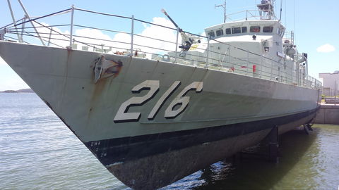 HMAS Gladstone - Find Attractions 0