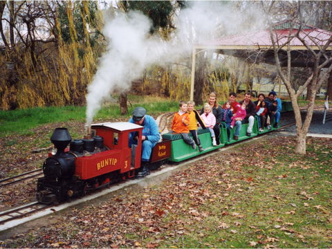 Holbrook Miniature Railway - Find Attractions 0