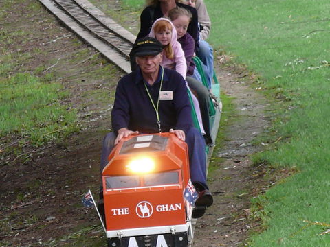 Holbrook Miniature Railway - Find Attractions 1