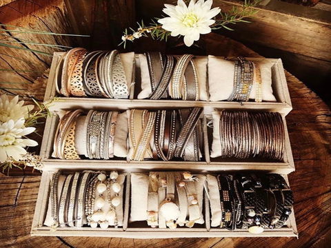 Jewelz N' Things - Find Attractions 2