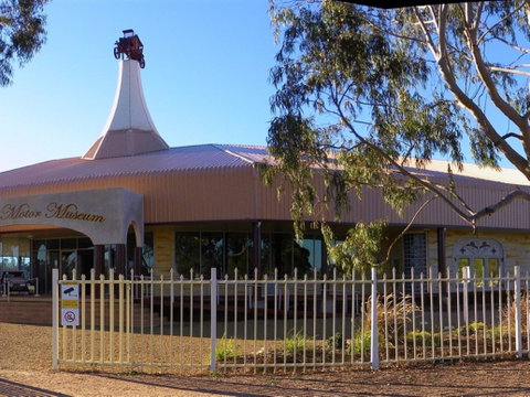 McFeeters Motor Museum And Visitor Information Centre - Find Attractions 0