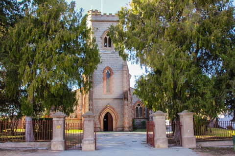 Parish Church Of St Andrew - Find Attractions 0