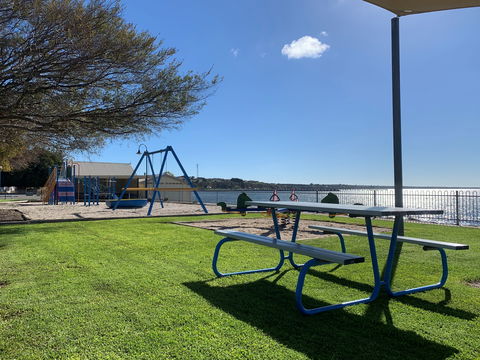 Stansbury Playground - Find Attractions 2